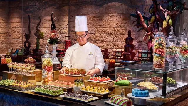 edge-PAN PACIFIC SINGAPORE.jpg