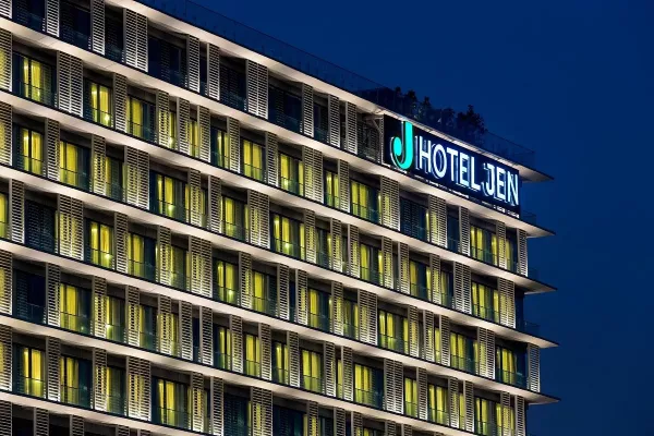 hotel-jen-orchardgateway (4).jpg