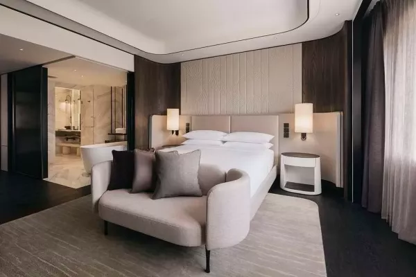 Presidential Suite 1.jpg