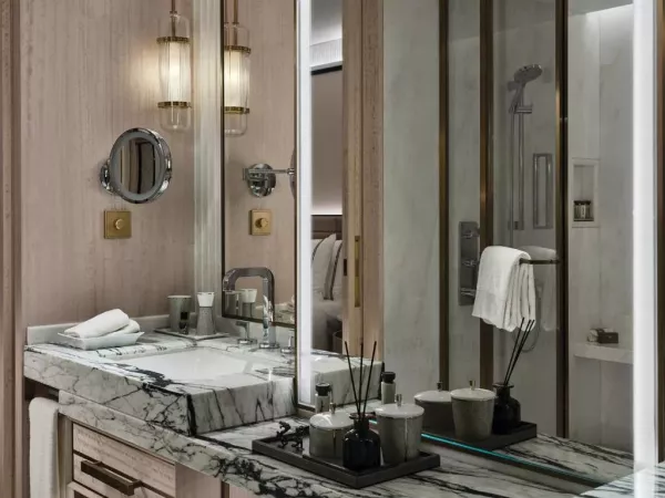 SANDS PREMIER BATHROOM MBS.jpg