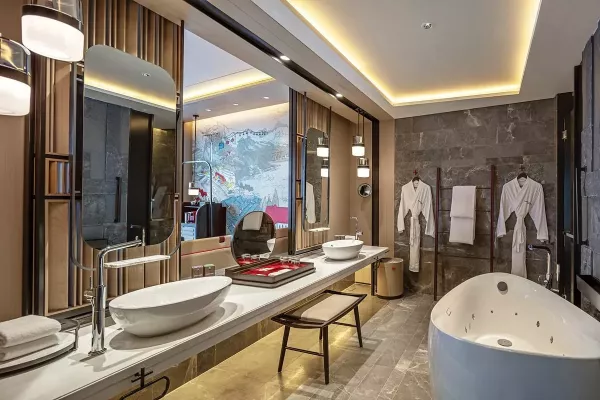 presidential-suite-bathroom.jpg