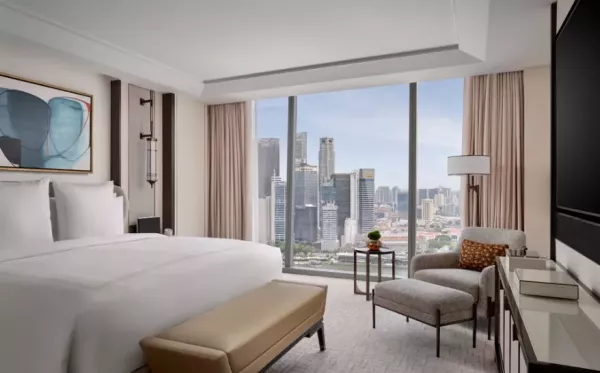 PAIZA PREMIER SUITE BEDROOM CITY MBS.jpg