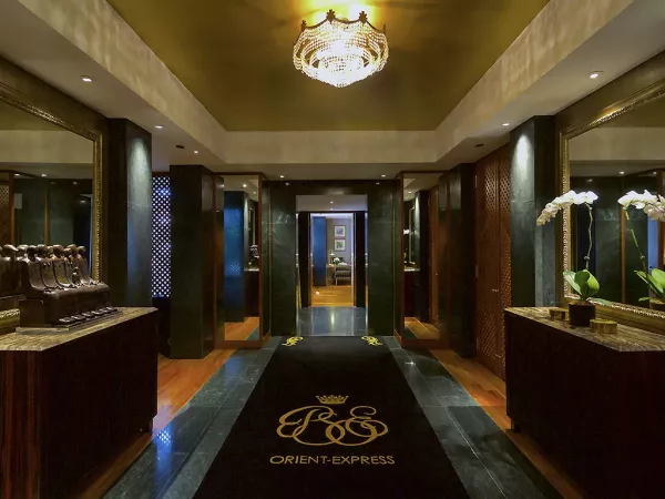 IMPERIAL SUITE SOFITEL 2.jpg