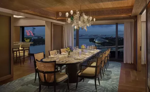 ROYAL MB  PENHOUSE MO .jpg