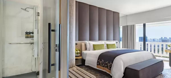 URBAN SUITE  AND BATHROOM.jpg