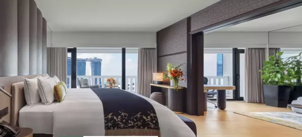 SIGNATURE MARINA BAY SUITE.jpg