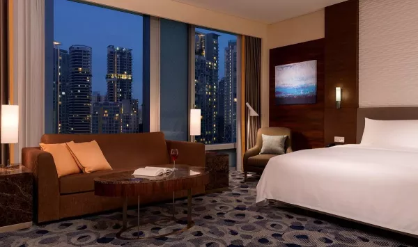 hotel-jen-orchardgateway (2).jpg