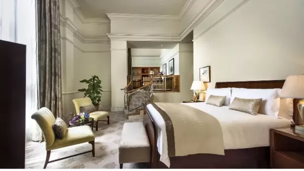 PRESIDENTIAL SUITE BEDROOM.jpg