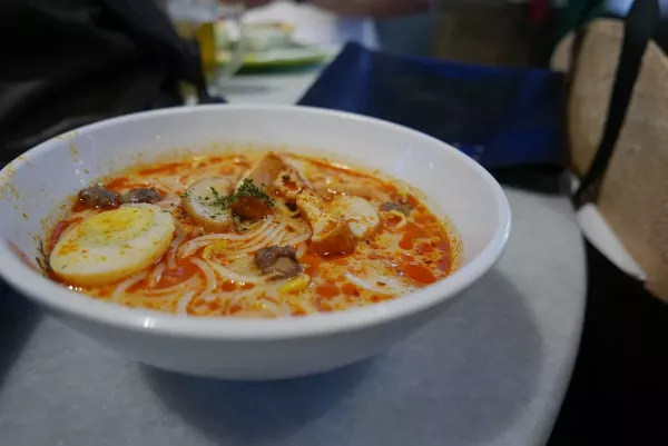 singapore-laksa.jpg